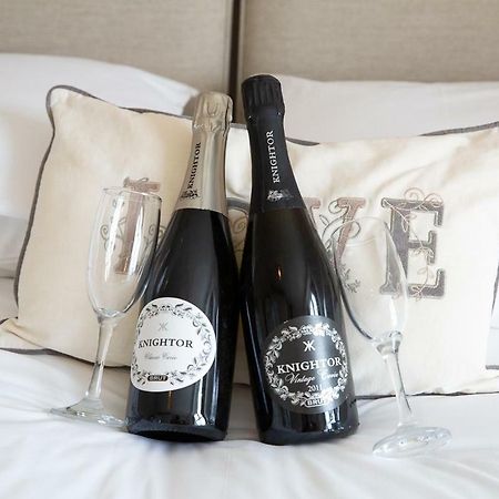 Knightor Manor Bed & Breakfast Penwithick Bagian luar foto