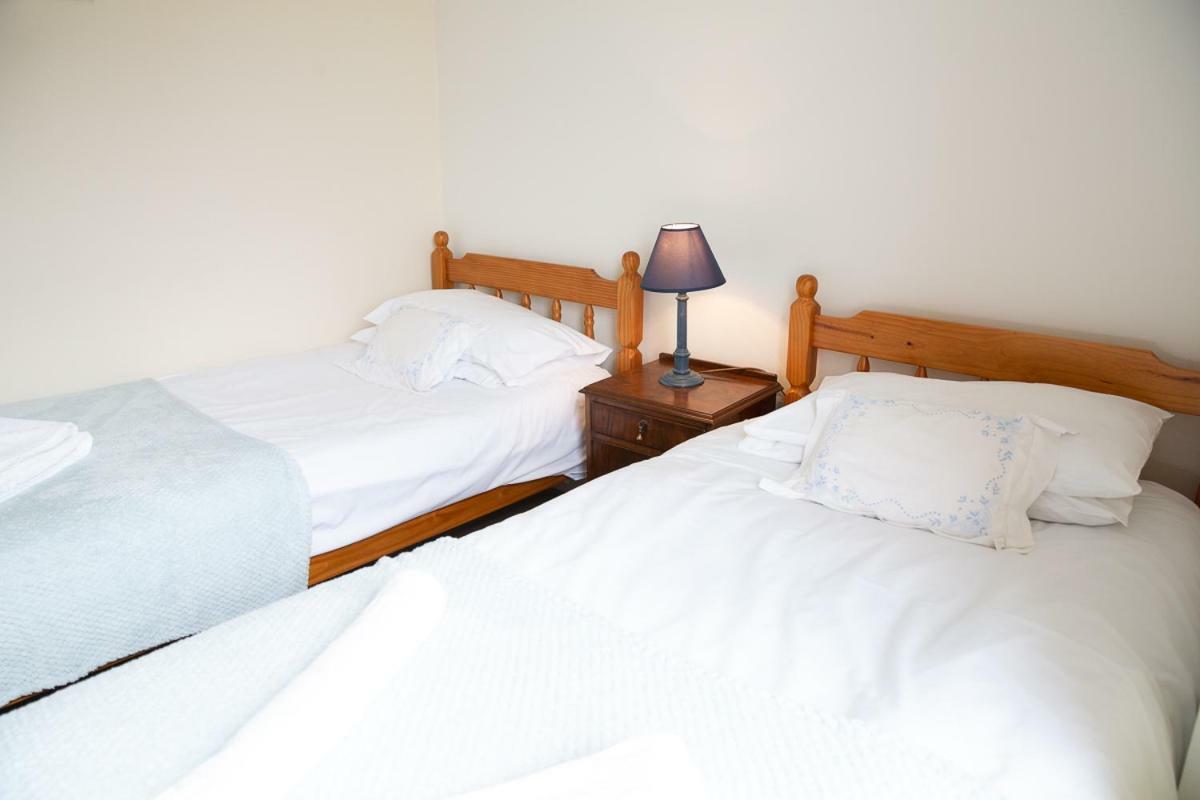 Knightor Manor Bed & Breakfast Penwithick Bagian luar foto