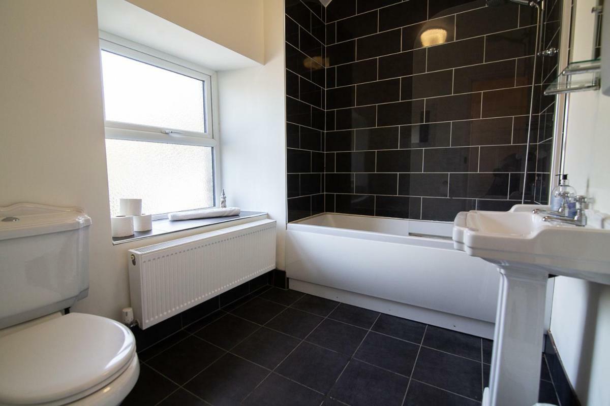 Knightor Manor Bed & Breakfast Penwithick Bagian luar foto