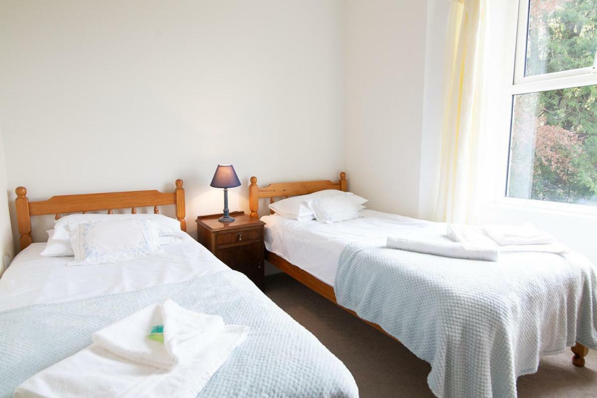 Knightor Manor Bed & Breakfast Penwithick Bagian luar foto