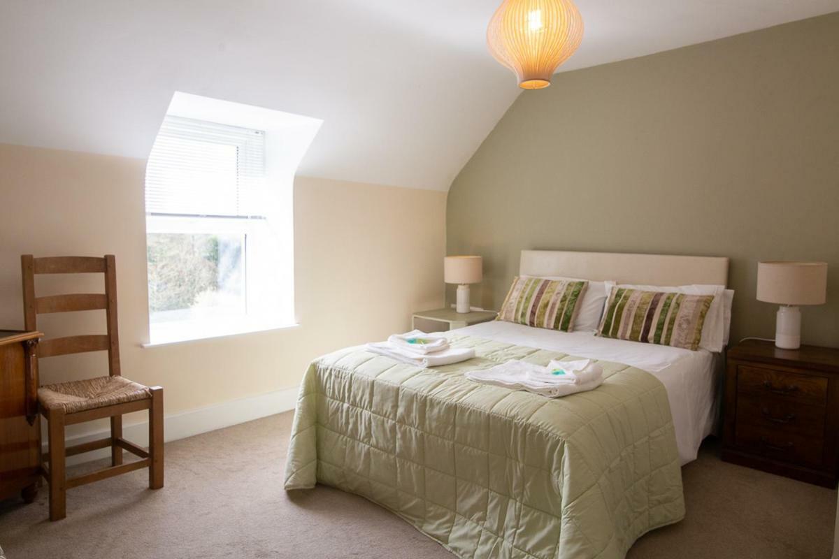 Knightor Manor Bed & Breakfast Penwithick Bagian luar foto